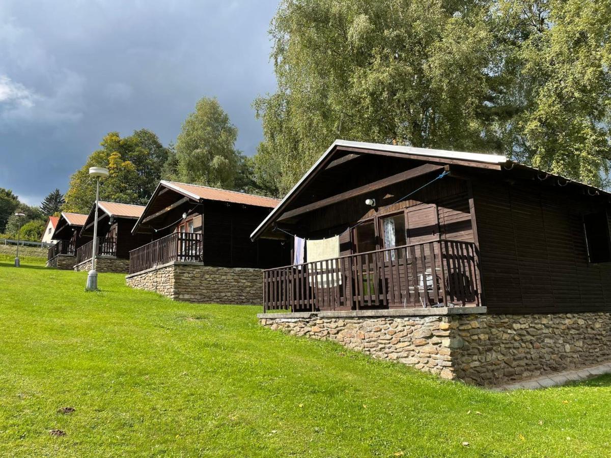 Hotel Rohanov Lhota nad Rohanovem Buitenkant foto