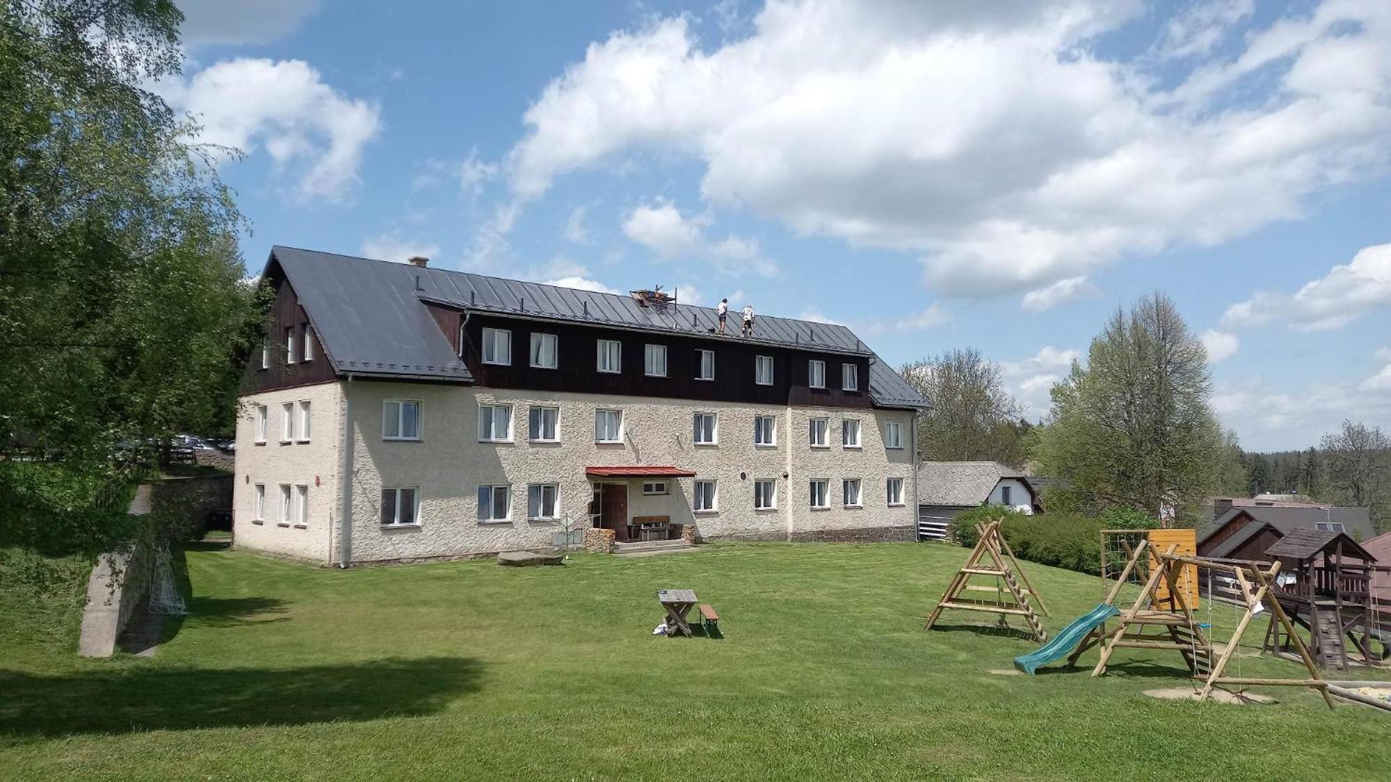 Hotel Rohanov Lhota nad Rohanovem Buitenkant foto